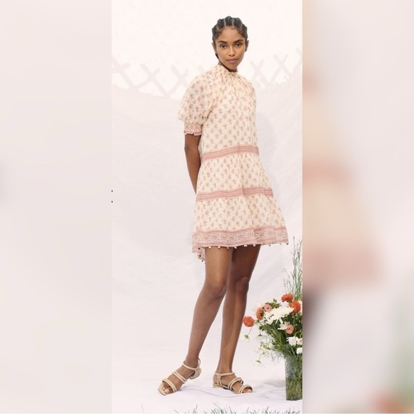 SAYLOR Dresses & Skirts - Saylor Mags Dress Size Small